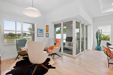 House in Delray Beach, Florida 4 bedrooms, 197.7 sq.m. № 2389938 - photo 18