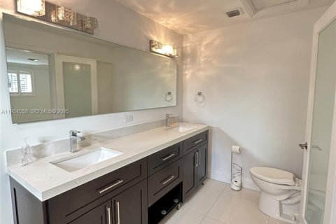 Снять в аренду виллу или дом в Пайнкрест, Флорида 4 спальни, 213.77м2, № 1992727 - фото 18