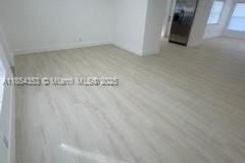 Casa en venta en Oakland Park, Florida, 4 dormitorios, 170.94 m2 № 1872366 - foto 8