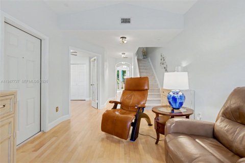 Copropriété à vendre à Dania Beach, Floride: 3 chambres, 128.39 m2 № 2050329 - photo 7