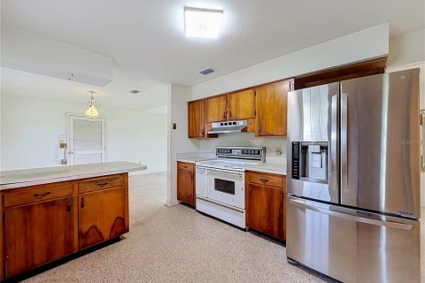 Villa ou maison à vendre à Tavares, Floride: 3 chambres, 159.7 m2 № 2410234 - photo 6