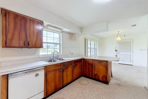 Villa ou maison à vendre à Tavares, Floride: 3 chambres, 159.7 m2 № 2410234 - photo 7