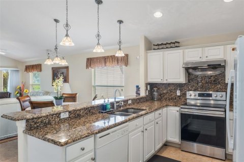 Villa ou maison à vendre à Orlando, Floride: 3 chambres, 162.67 m2 № 1869272 - photo 4