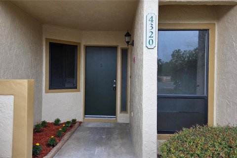 Apartamento en alquiler en Orlando, Florida, 2 dormitorios, 101.54 m2 № 1827950 - foto 2