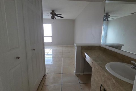 Apartamento en alquiler en Orlando, Florida, 2 dormitorios, 101.54 m2 № 1827950 - foto 13