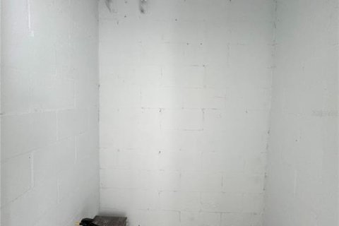 Снять в аренду квартиру в Орландо, Флорида 5 комнат, 113.99м2, № 1857692 - фото 30