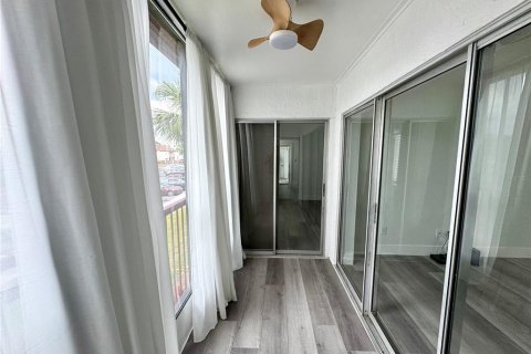 Снять в аренду квартиру в Орландо, Флорида 5 комнат, 113.99м2, № 1857692 - фото 19