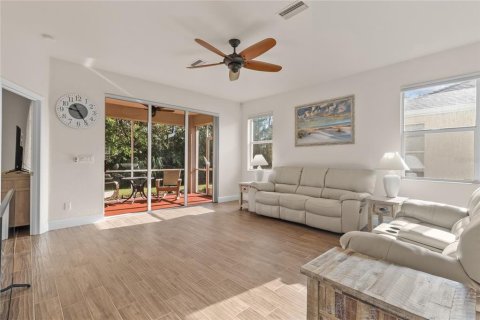 Villa ou maison à louer à North Port, Floride: 2 chambres, 138.61 m2 № 2104138 - photo 9