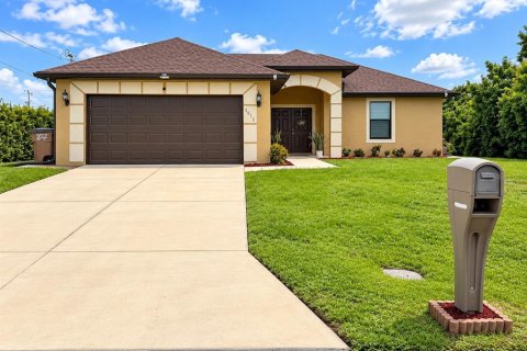 Villa ou maison à Lehigh Acres, Floride 3 chambres, 118.91 m2 № 2408368