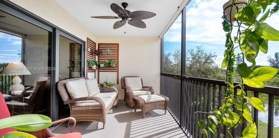 Condo à Pompano Beach, Floride, 2 chambres  № 2274325