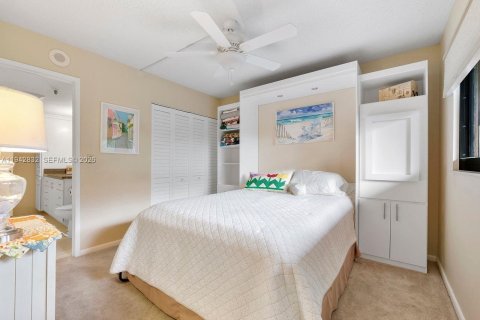 Copropriété à vendre à Pompano Beach, Floride: 2 chambres, 113.53 m2 № 2274325 - photo 8