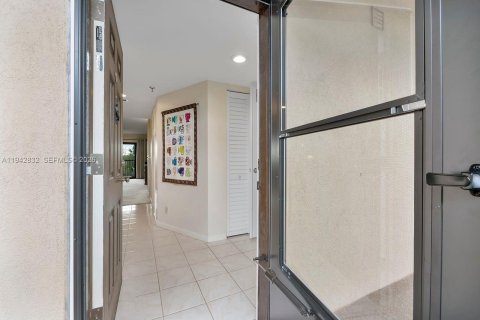 Copropriété à vendre à Pompano Beach, Floride: 2 chambres, 113.53 m2 № 2274325 - photo 26