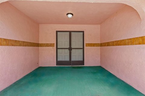 Villa ou maison à vendre à Tarpon Springs, Floride: 3 chambres, 179.49 m2 № 2196964 - photo 5