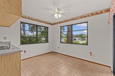 Villa ou maison à vendre à Tarpon Springs, Floride: 3 chambres, 179.49 m2 № 2196964 - photo 16