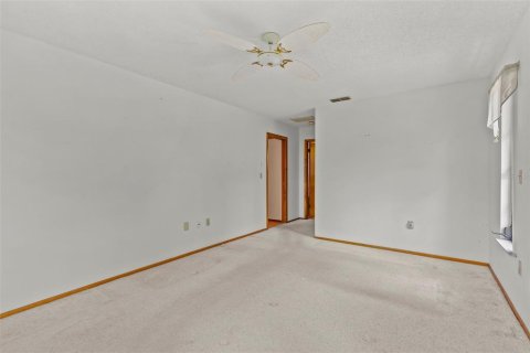 Villa ou maison à vendre à Tarpon Springs, Floride: 3 chambres, 179.49 m2 № 2196964 - photo 28