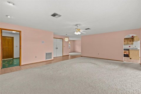 Villa ou maison à vendre à Tarpon Springs, Floride: 3 chambres, 179.49 m2 № 2196964 - photo 7