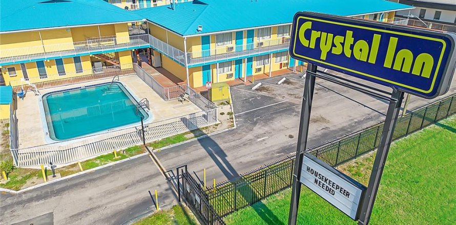Hotel en Saint Petersburg, Florida 1657.75 m2 № 1740846