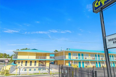 Hotel en venta en Saint Petersburg, Florida, 1657.75 m2 № 1740846 - foto 3