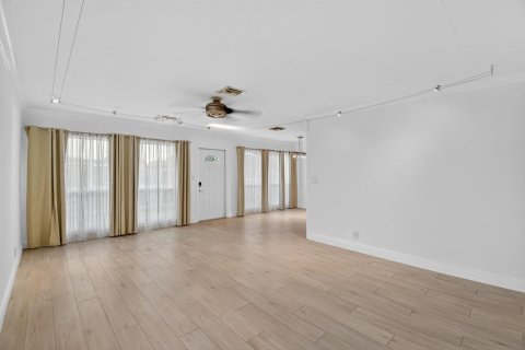 Casa en alquiler en Fort Lauderdale, Florida, 3 dormitorios, 144 m2 № 2085079 - foto 13