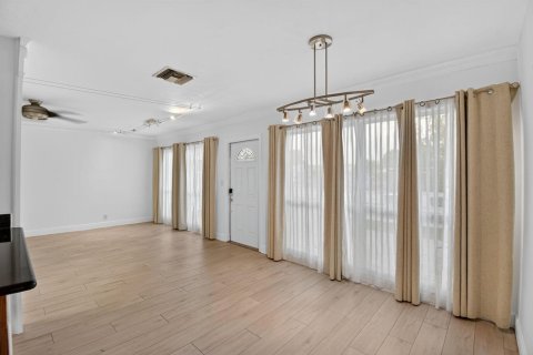 Casa en alquiler en Fort Lauderdale, Florida, 3 dormitorios, 144 m2 № 2085079 - foto 11