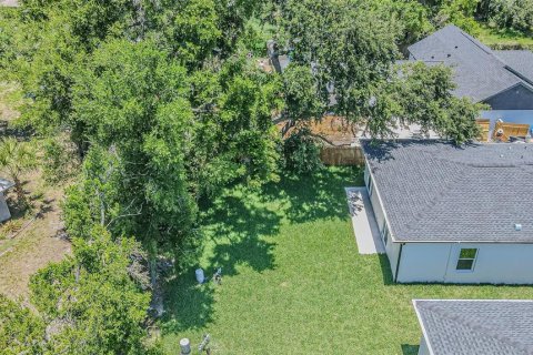 House in Tampa, Florida 3 bedrooms, 141.4 sq.m. № 2150845 - photo 5