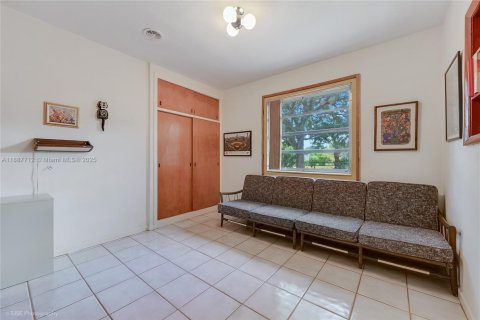 Купить виллу или дом в Майами, Флорида 3 спальни, 175.59м2, № 1933082 - фото 18