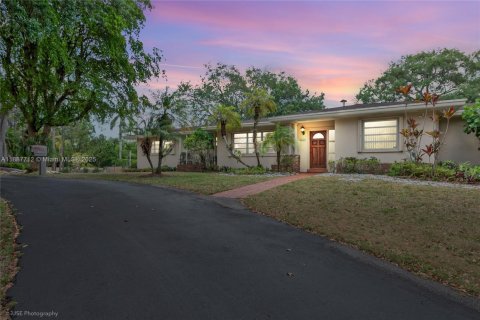 Купить виллу или дом в Майами, Флорида 3 спальни, 175.59м2, № 1933082 - фото 23