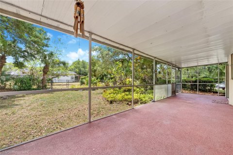 Купить виллу или дом в Майами, Флорида 3 спальни, 175.59м2, № 1933082 - фото 21