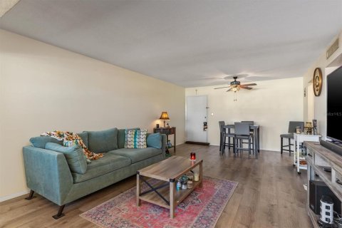Copropriété à vendre à Port Charlotte, Floride: 2 chambres, 85.38 m2 № 2233052 - photo 5