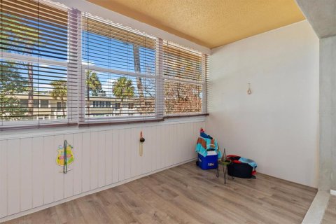 Copropriété à vendre à Port Charlotte, Floride: 2 chambres, 85.38 m2 № 2233052 - photo 19