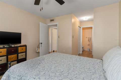 Copropriété à vendre à Port Charlotte, Floride: 2 chambres, 85.38 m2 № 2233052 - photo 12