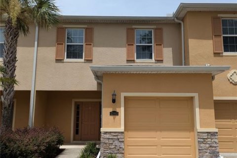 Townhouse in Tampa, Florida 3 bedrooms, 144 sq.m. № 1908154 - photo 1