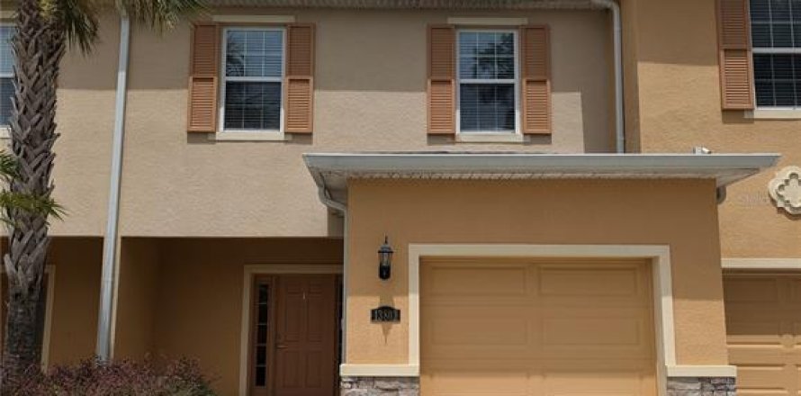 Townhouse in Tampa, Florida 3 bedrooms, 144 sq.m. № 1908154