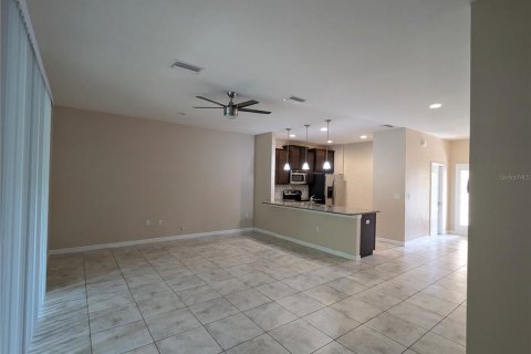 Townhouse in Tampa, Florida 3 bedrooms, 144 sq.m. № 1908154 - photo 9