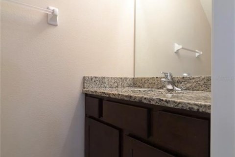 Townhouse in Tampa, Florida 3 bedrooms, 144 sq.m. № 1908154 - photo 20