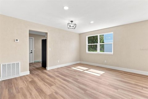Villa ou maison à vendre à Ormond Beach, Floride: 3 chambres, 110.37 m2 № 2349499 - photo 10