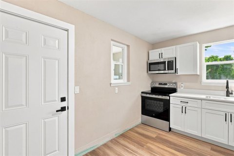 Villa ou maison à vendre à Ormond Beach, Floride: 3 chambres, 110.37 m2 № 2349499 - photo 17