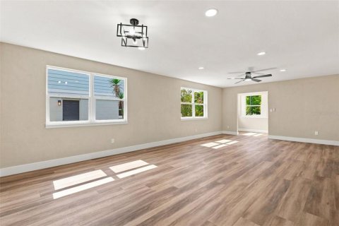 Villa ou maison à vendre à Ormond Beach, Floride: 3 chambres, 110.37 m2 № 2349499 - photo 12