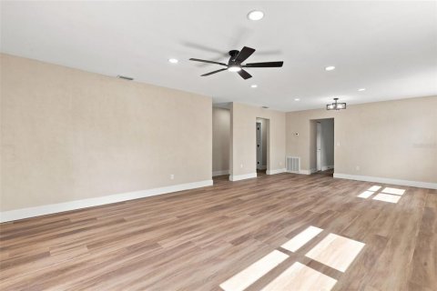 Villa ou maison à vendre à Ormond Beach, Floride: 3 chambres, 110.37 m2 № 2349499 - photo 5