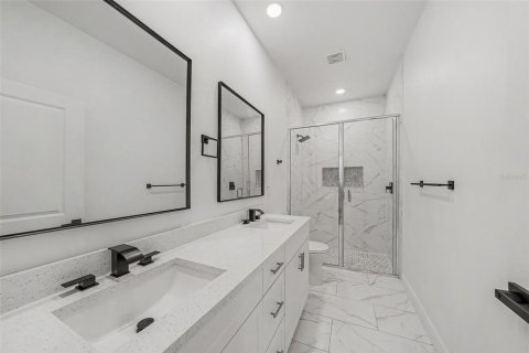 Villa ou maison à vendre à Tampa, Floride: 3 chambres, 115.38 m2 № 2144122 - photo 15
