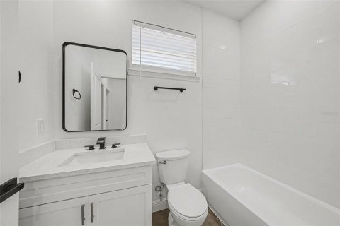 Villa ou maison à vendre à Tampa, Floride: 3 chambres, 115.38 m2 № 2144122 - photo 20