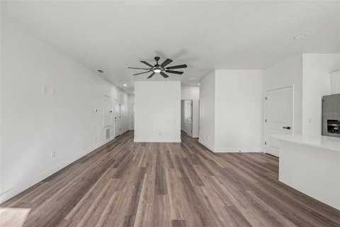 Villa ou maison à vendre à Tampa, Floride: 3 chambres, 115.38 m2 № 2144122 - photo 5