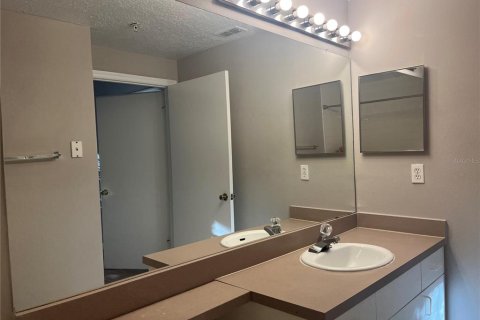 Copropriété à vendre à Orlando, Floride: 2 chambres, 107.67 m2 № 2101697 - photo 3