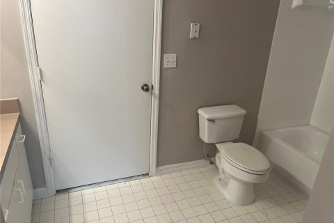 Copropriété à vendre à Orlando, Floride: 2 chambres, 107.67 m2 № 2101697 - photo 13