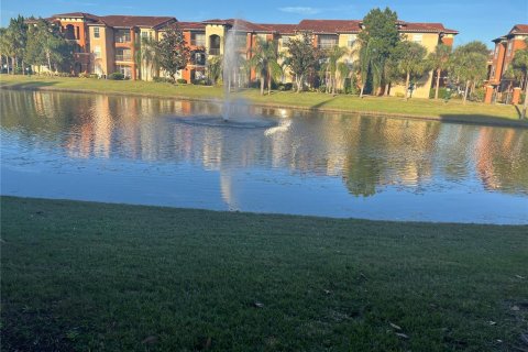 Copropriété à vendre à Orlando, Floride: 2 chambres, 107.67 m2 № 2101697 - photo 2