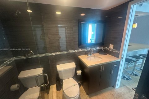 Condominio en venta en Hollywood, Florida, 1 dormitorio, 81.2 m2 № 1958945 - foto 24