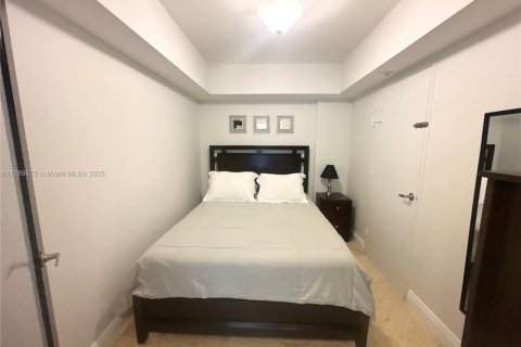 Condominio en venta en Hollywood, Florida, 1 dormitorio, 81.2 m2 № 1958945 - foto 17