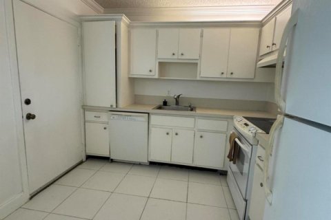 Copropriété à louer à West Palm Beach, Floride: 1 chambre, 61.32 m2 № 2367721 - photo 8