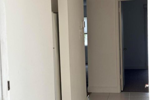 Copropriété à louer à West Palm Beach, Floride: 1 chambre, 61.32 m2 № 2367721 - photo 5
