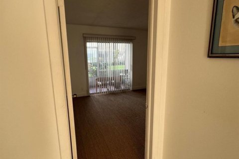 Copropriété à louer à West Palm Beach, Floride: 1 chambre, 61.32 m2 № 2367721 - photo 4